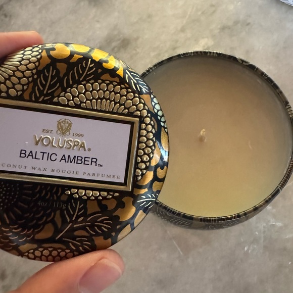 Voluspa Japonica Collection Candle Set - Picture 4 of 5